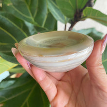 Load image into Gallery viewer, Small Natural Agate Stone Crystal Bowl