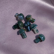 Load image into Gallery viewer, Mini Mushroom Crystal Carving