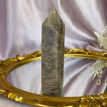 Load image into Gallery viewer, Sunstone Moonstone Obelisks