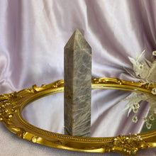 Load image into Gallery viewer, Sunstone Moonstone Obelisks