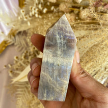 Load image into Gallery viewer, Sunstone Moonstone Obelisks