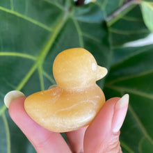 Load image into Gallery viewer, Orange Calcite Carved Duck