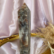 Load image into Gallery viewer, Sunstone Moonstone Obelisks