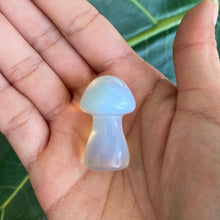Load image into Gallery viewer, Mushroom Crystal Carving
