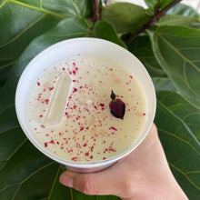 Load image into Gallery viewer, rose quartz crystal candle
