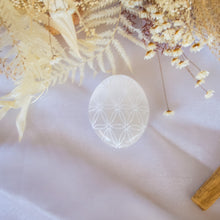 Load image into Gallery viewer, Flower of Life Etched Selenite Palm Stone, for Purification & Protection
