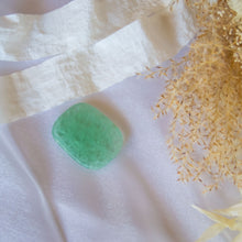 Load image into Gallery viewer, Green Fluorite Palmstone to Focus your Mind