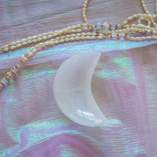 Load image into Gallery viewer, Polished White Selenite Moon Bowl, for Cleansing & Charging