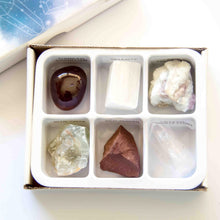 Load image into Gallery viewer, Zodiac Crystal Manifestation Kit