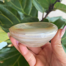 Load image into Gallery viewer, Small Natural Agate Stone Crystal Bowl