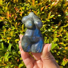 Load image into Gallery viewer, carved labradorite body positive woman shape