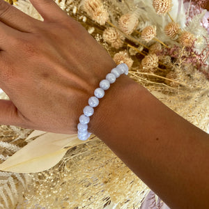 Blue Lace Agate Crystal Bead Bracelet for Communication & Free Expression