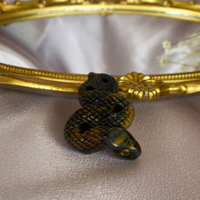 Load image into Gallery viewer, Crystal Snake Carvings