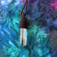 Load image into Gallery viewer, Clear Quartz Macrame Necklace