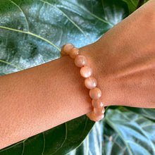 Load image into Gallery viewer, Peach Moonstone Bracelet
