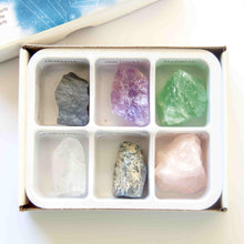 Load image into Gallery viewer, Zodiac Crystal Manifestation Kit